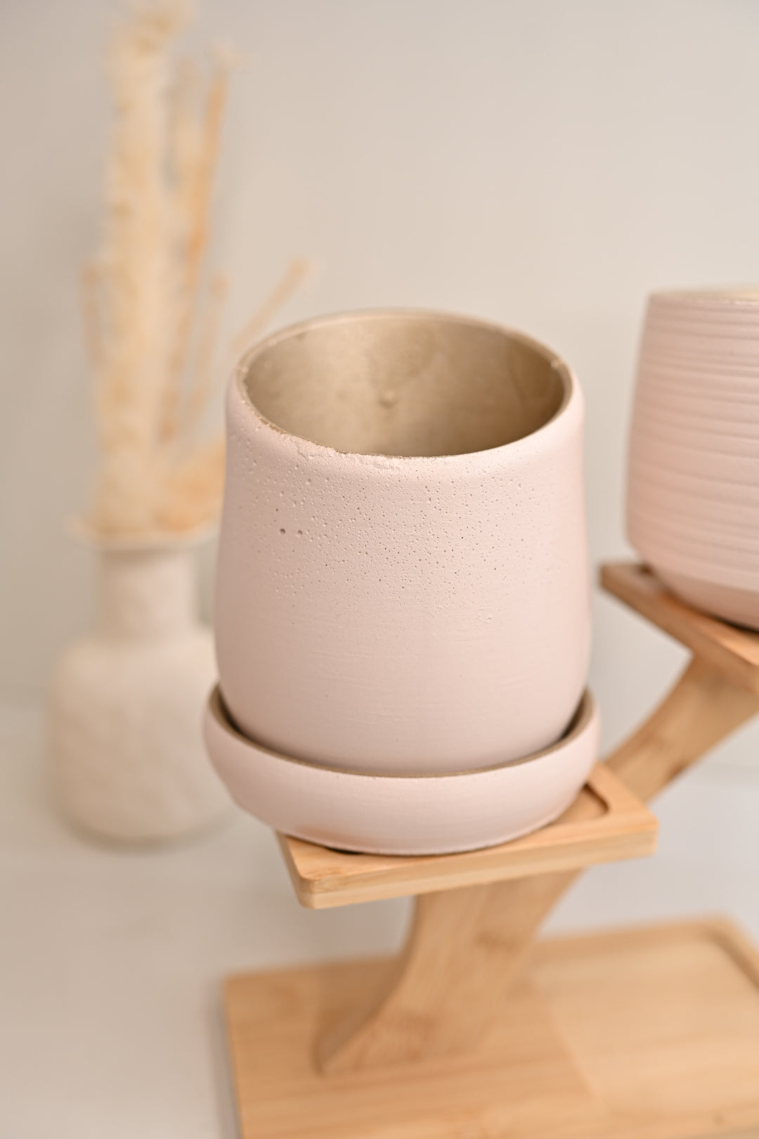 Tilt Pot with Saucer