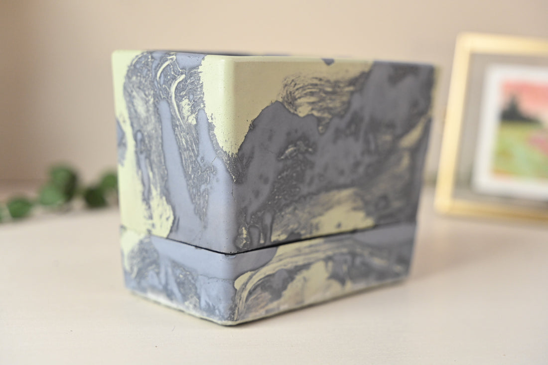 Self Watering Rectangle Planter Box 7X4