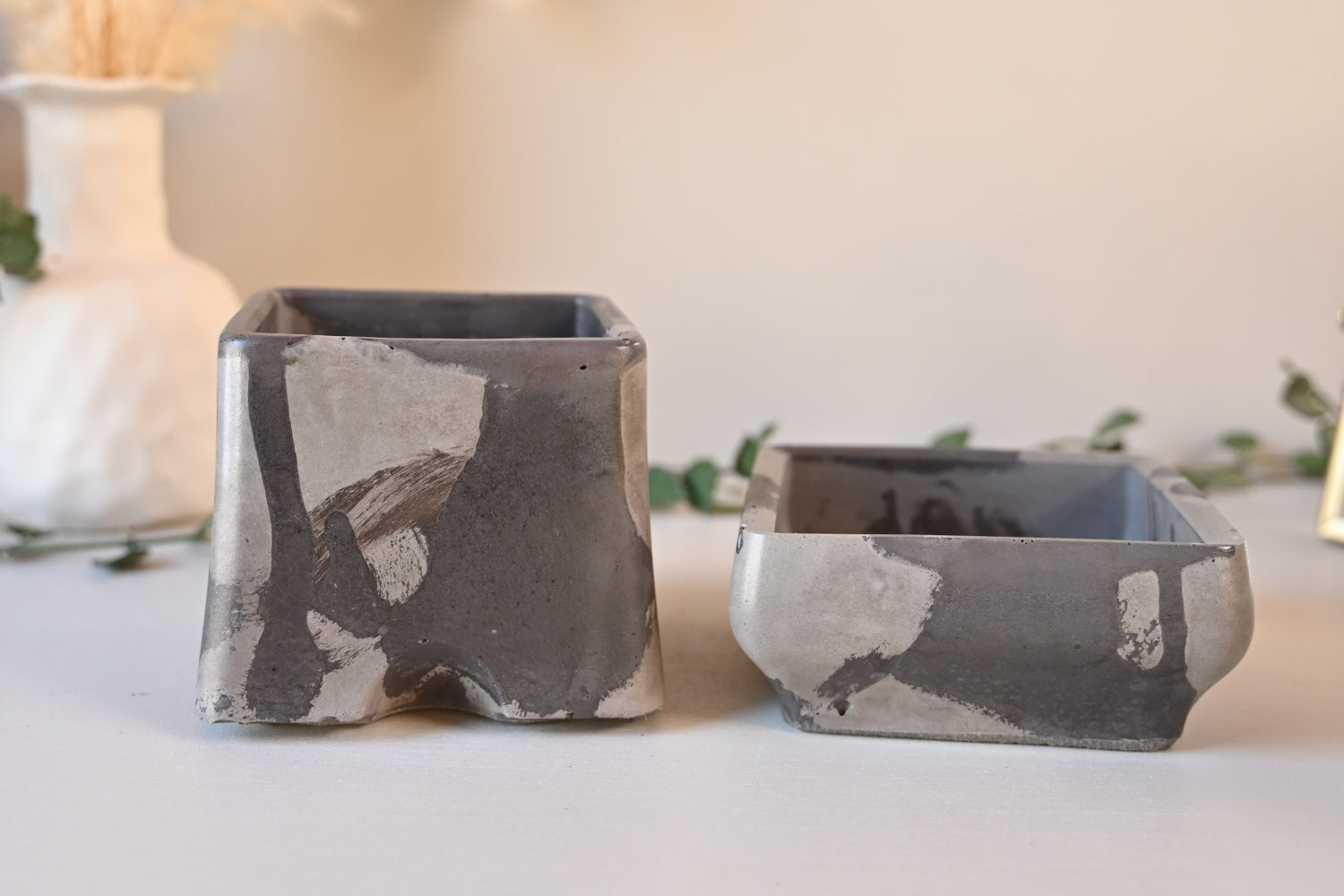 concrete self watering planter Self-Watering Concrete Planter