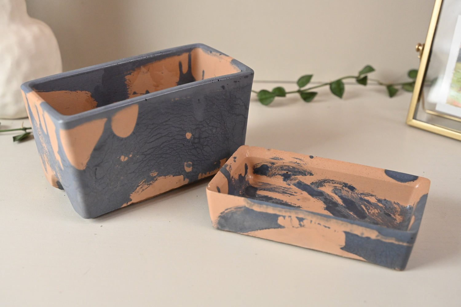 Self Watering Rectangle Planter Box 7X4