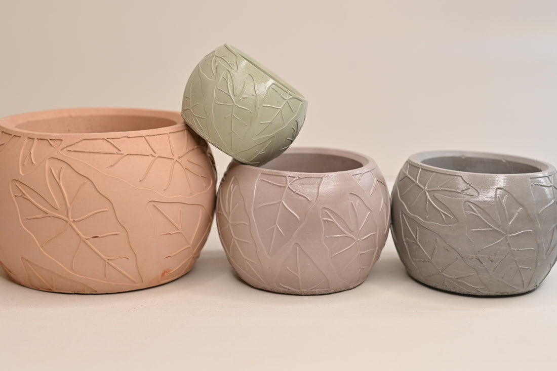 neutral earth color terracotta plant pots bulk